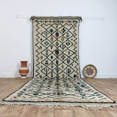 Stylish Moroccan Berber Runner: Making a Statement in Your Entryway