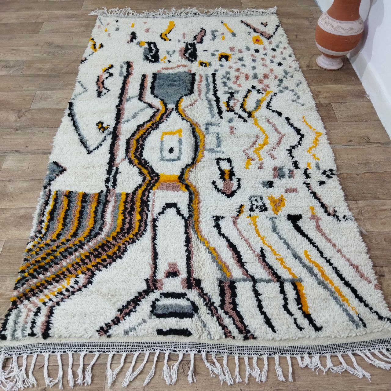 Timeless Beauty: Moroccan Style Azilal Berber Rugs
