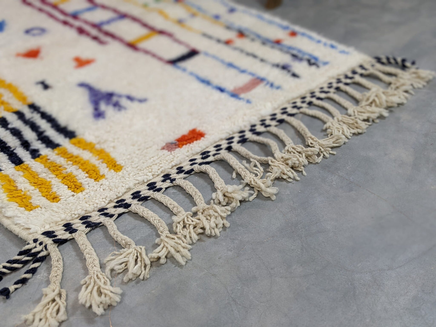Small Moroccan Rugs - Berber Handwoven Rugs for Home Décor (155 x 104 cm)