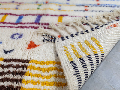 Small Moroccan Rugs - Berber Handwoven Rugs for Home Décor (155 x 104 cm)
