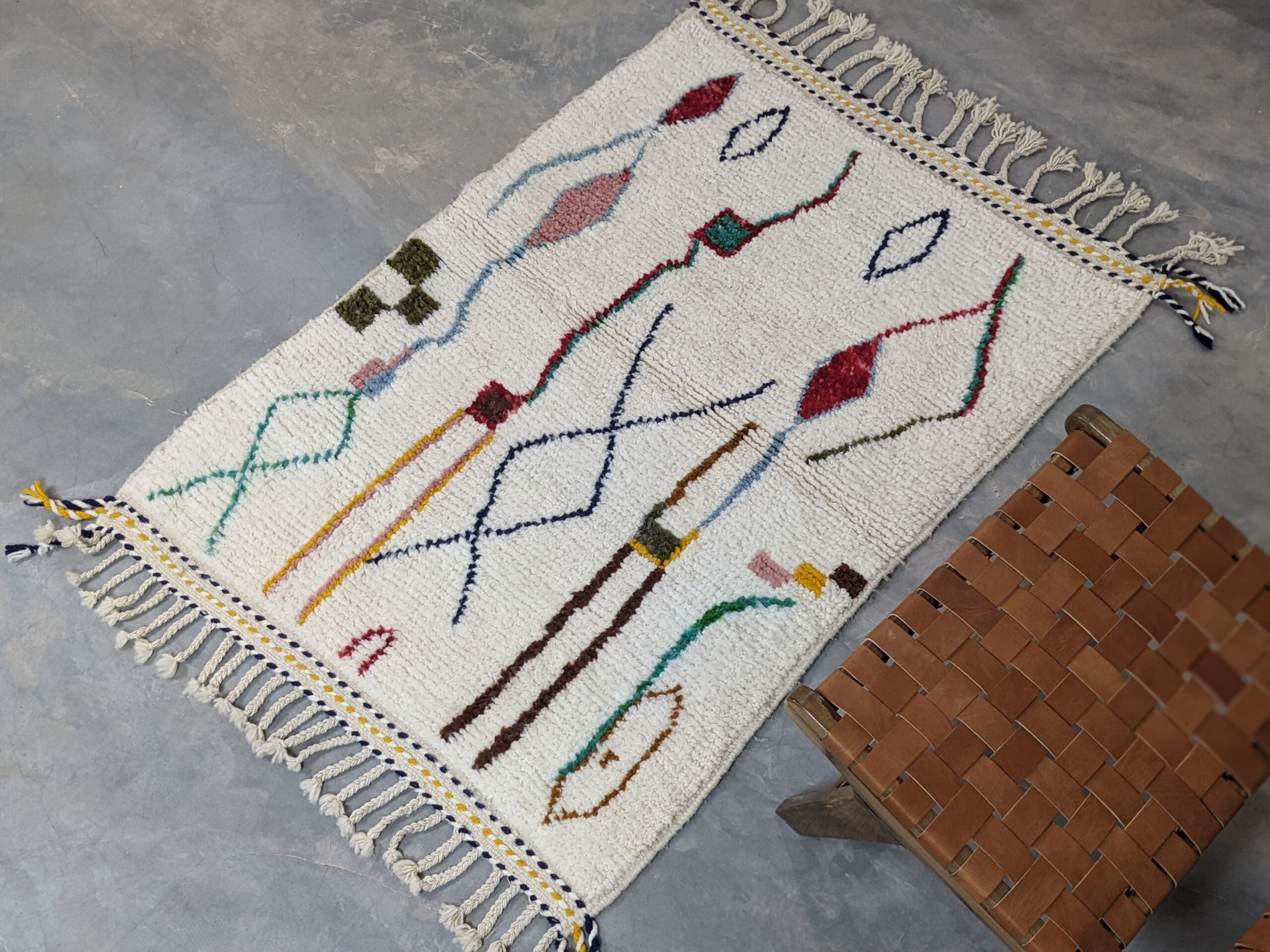 Authentic Berber Elegance: Discover Exquisite Small Moroccan Rugs for Chic Home Styling